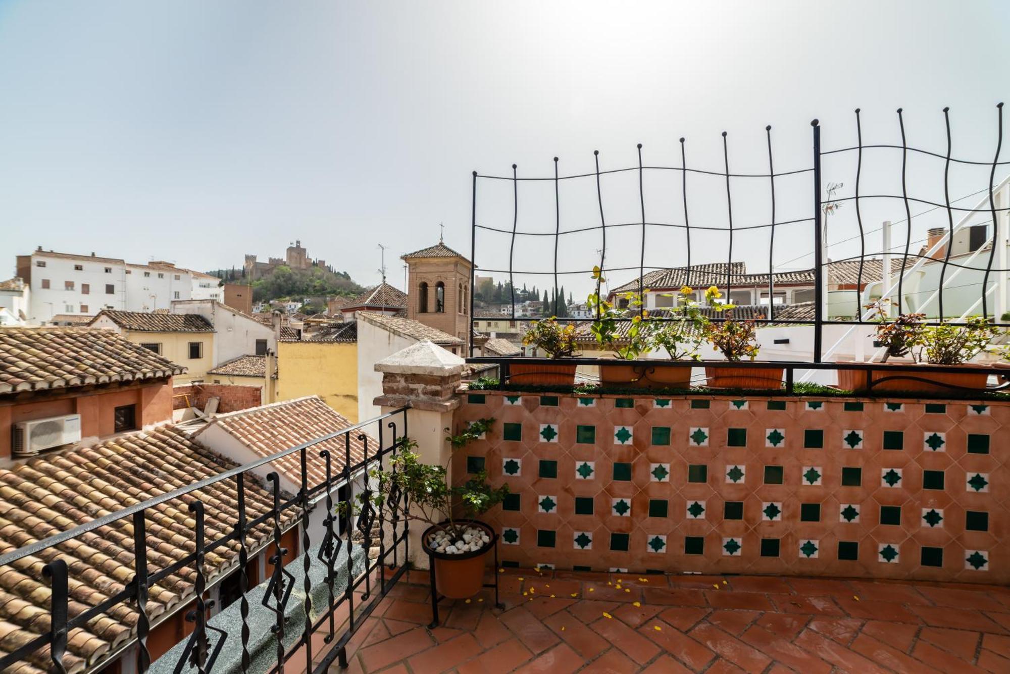 Hotel Posada Del Toro Granada Buitenkant foto